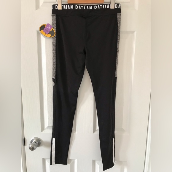 Batman Leggings - Picture 2 of 5